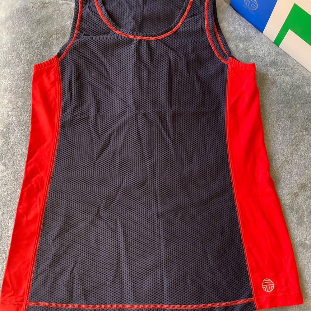 Tory Sport Navy and Tory Red Activewear set - Picture 9 of 11